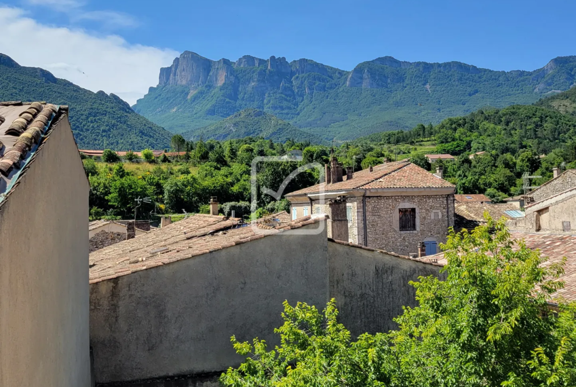 Maison de village à rénover à Saillans - 100 m² 