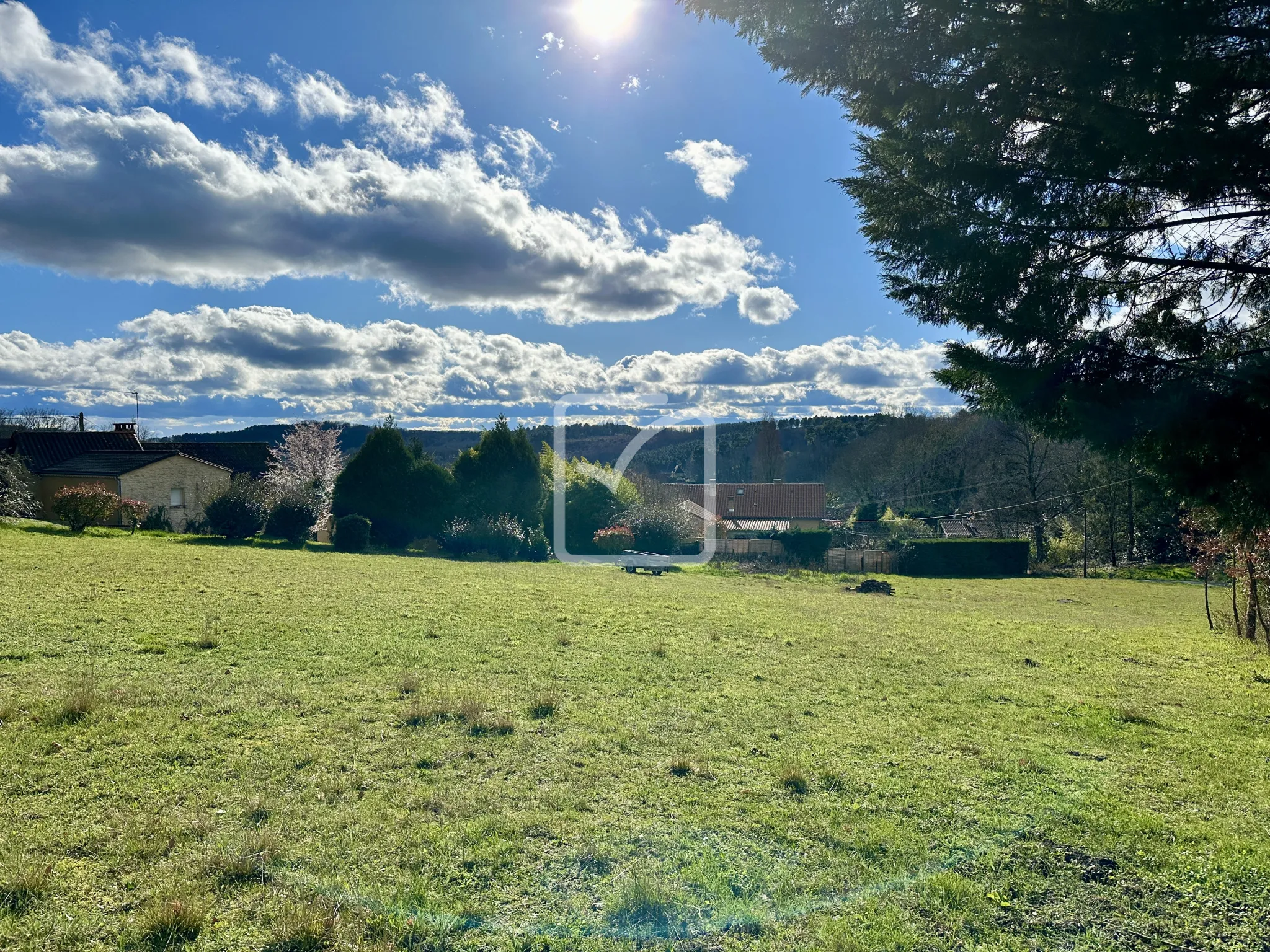 Terrain de 1111 m² à vendre à Sarlat 