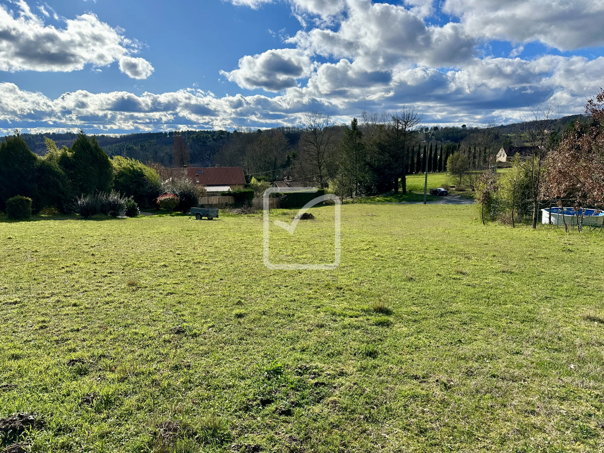 Terrain de 1111 m² à vendre à Sarlat 