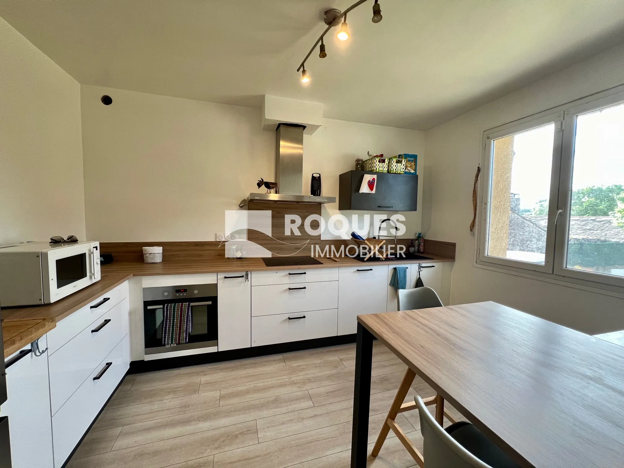 Maison à vendre à La Cavalerie - 5 chambres sur 1084 m² 