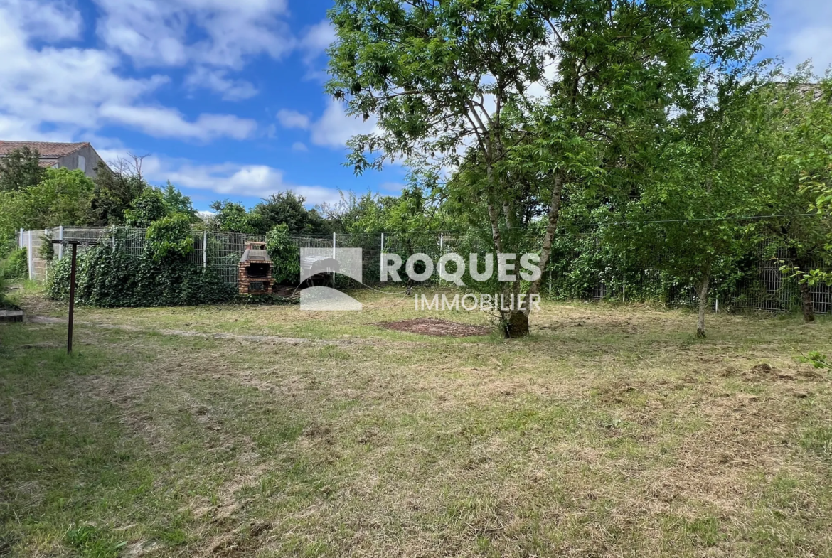 Maison à vendre à La Cavalerie - 5 chambres et jardin 