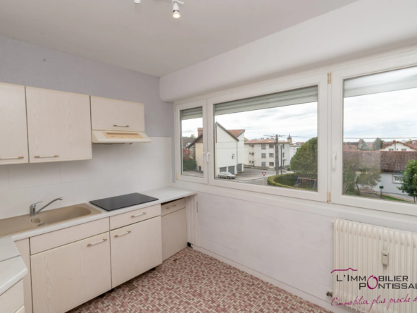 Appartement T3 à vendre à Pontarlier - Proche centre-ville avec balcon et garage