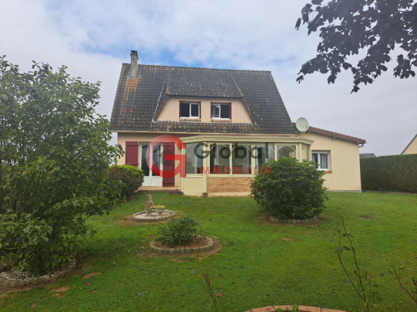 Maison traditionnelle à vendre à Cideville de 130 m² avec jardin