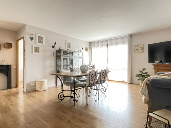 À vendre : Appartement 3 pièces rénové à Palaiseau, proche RER