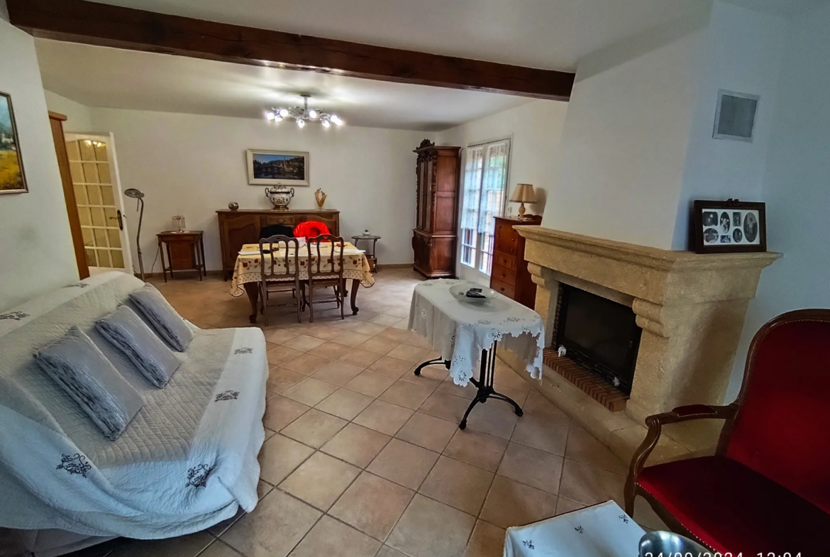 À vendre : Villa spacieuse à Envermeu, 4 chambres, jardin et terrasse 