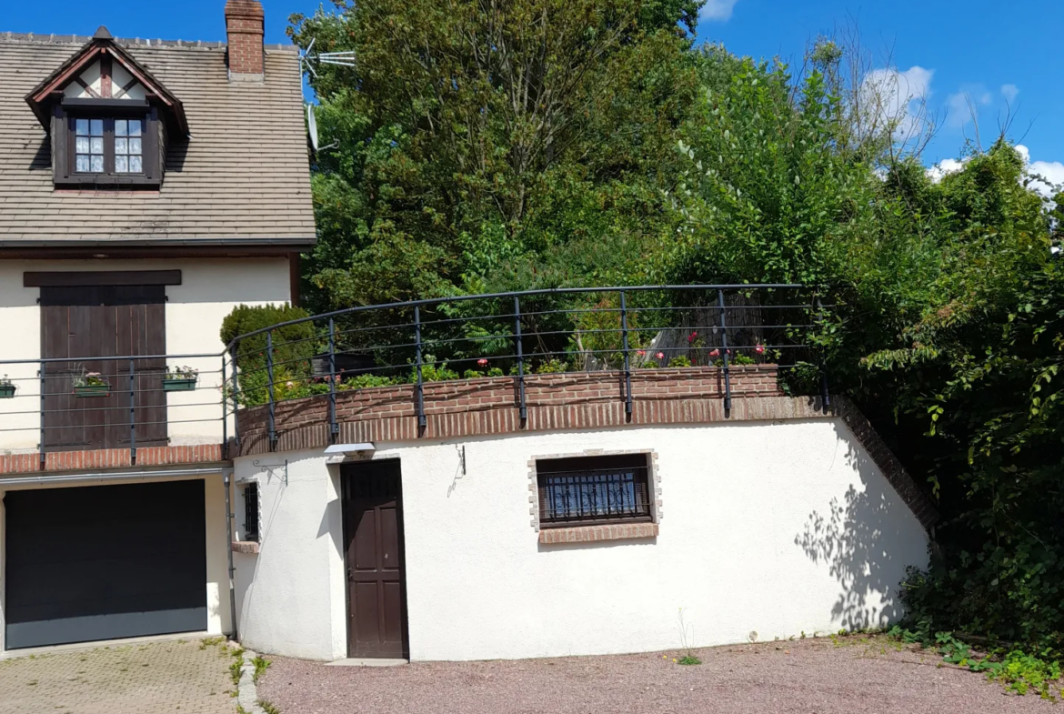 À vendre : Villa spacieuse à Envermeu, 4 chambres, jardin et terrasse 