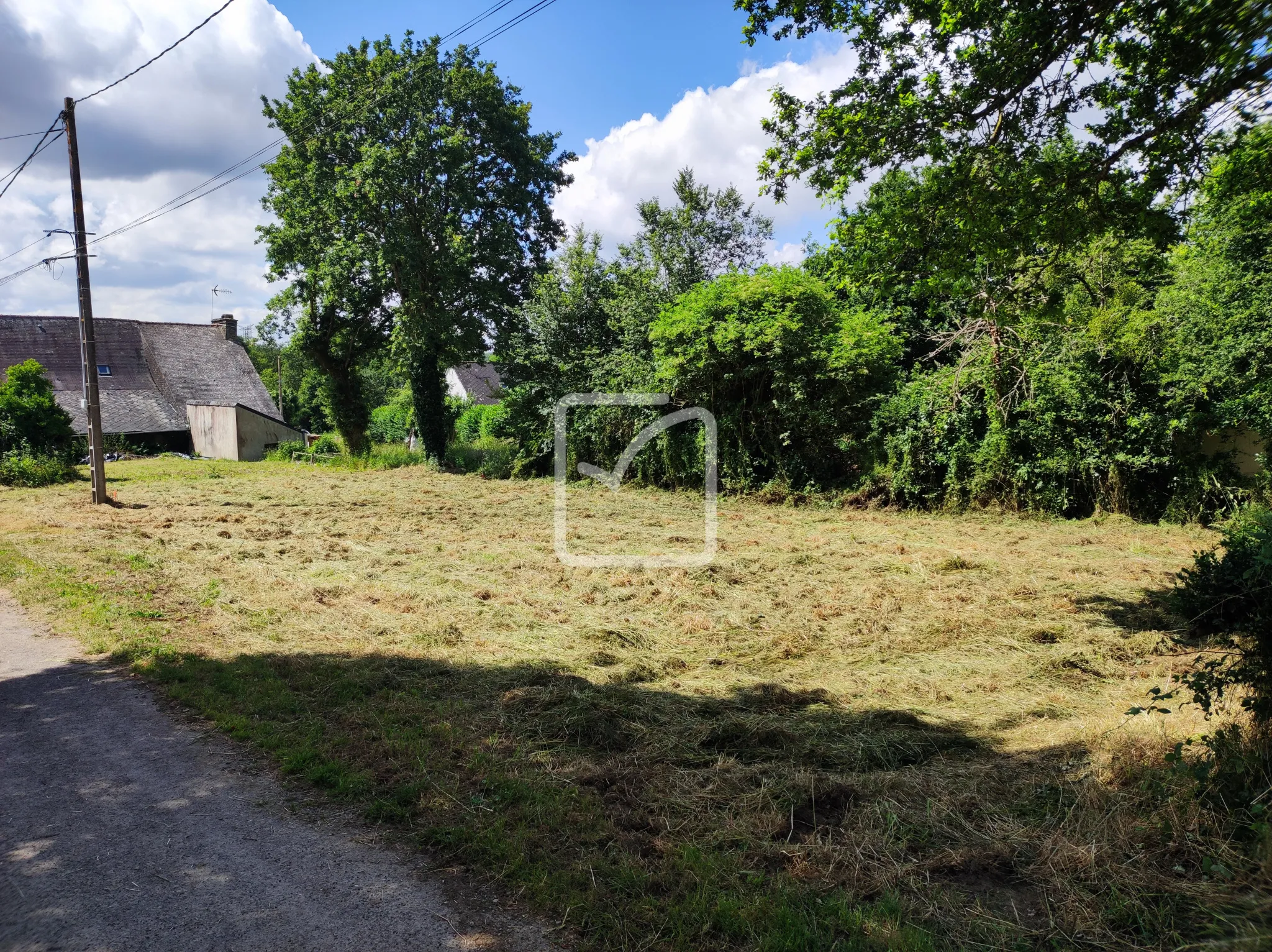 Terrain à bâtir de 536 m2 à Ploermel à vendre 