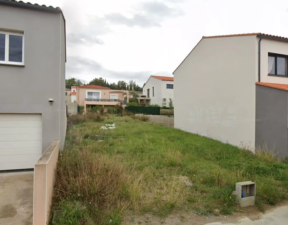 Terrain constructible de 309m² à Passa à vendre pour 79 000 € 