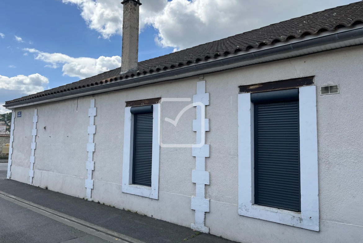 Maison T5 de 125m2 ou 2 logements (77m2 et 48m2) à Périgueux 