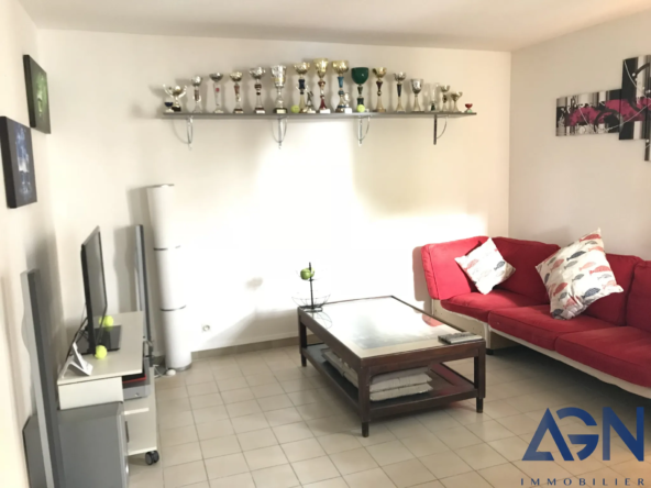 À vendre : Appartement T2 de 45,47 m² avec loggia et parking à Montpellier