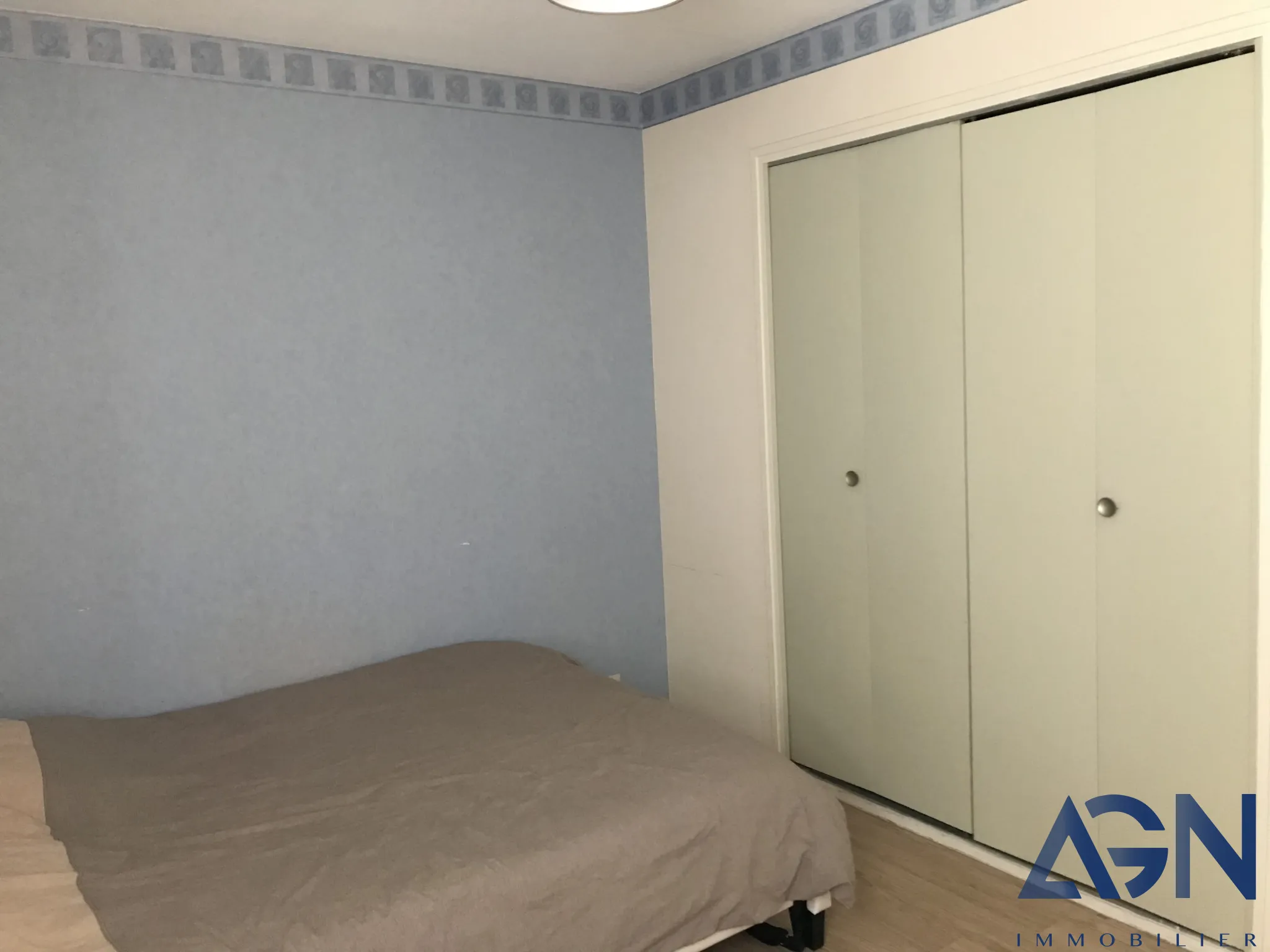 À vendre : Appartement T2 de 45,47 m² avec loggia et parking à Montpellier 