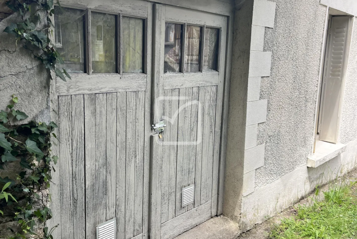 Maison rénovée 3 pièces à Saint Bonnet l'Enfantier avec jardin 