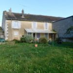 Maison spacieuse à vendre à Pagny-la-Blanche-Côte avec garage et jardin