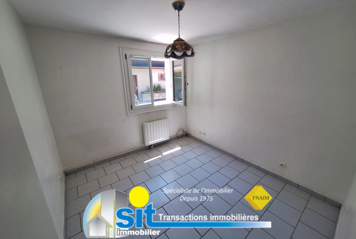 Appartement T3 à vendre à Auberives-sur-Vareze - 58 m² avec garage 