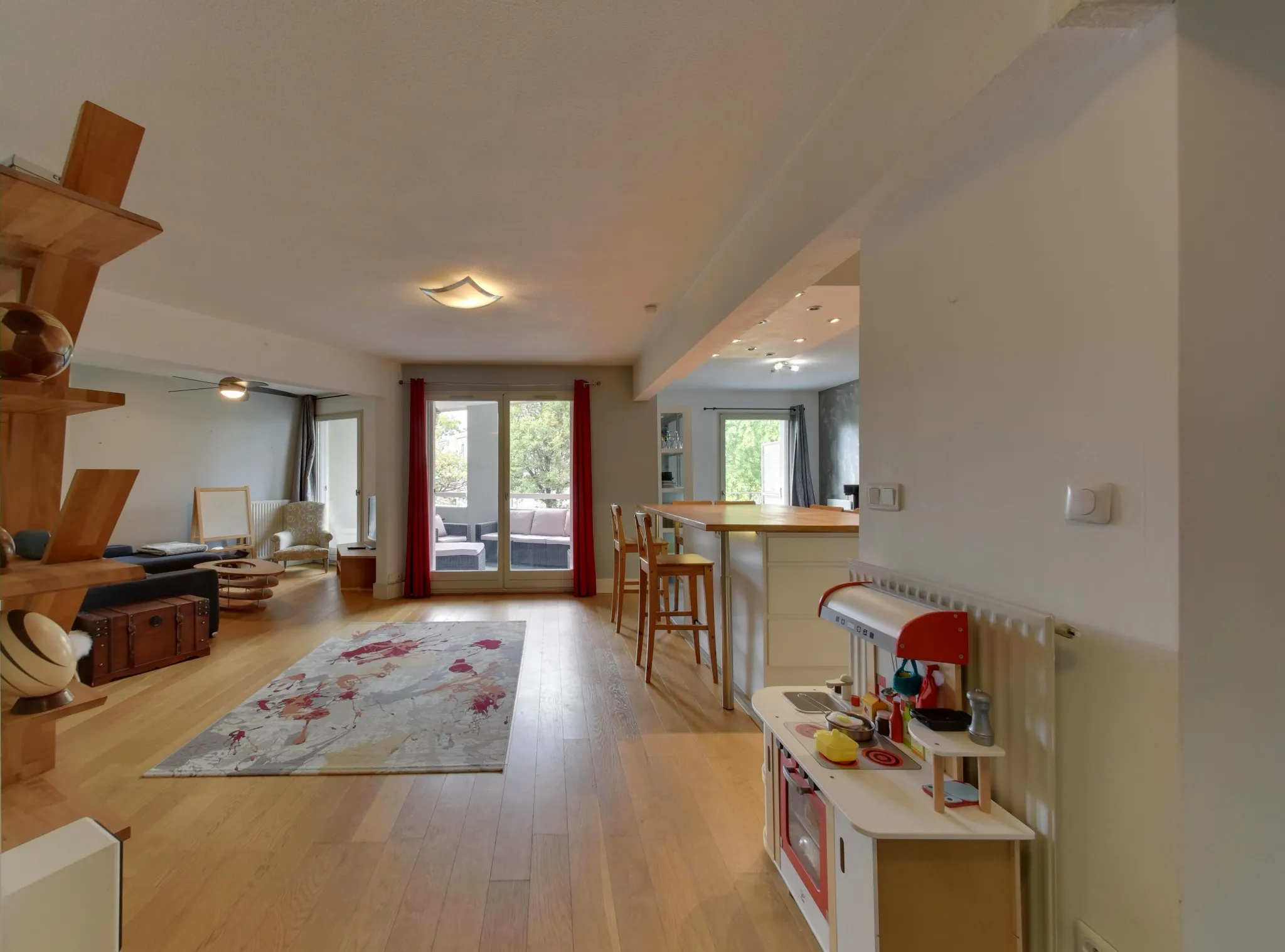 À vendre : Appartement 5 pièces avec terrasse et garage à Grenoble 