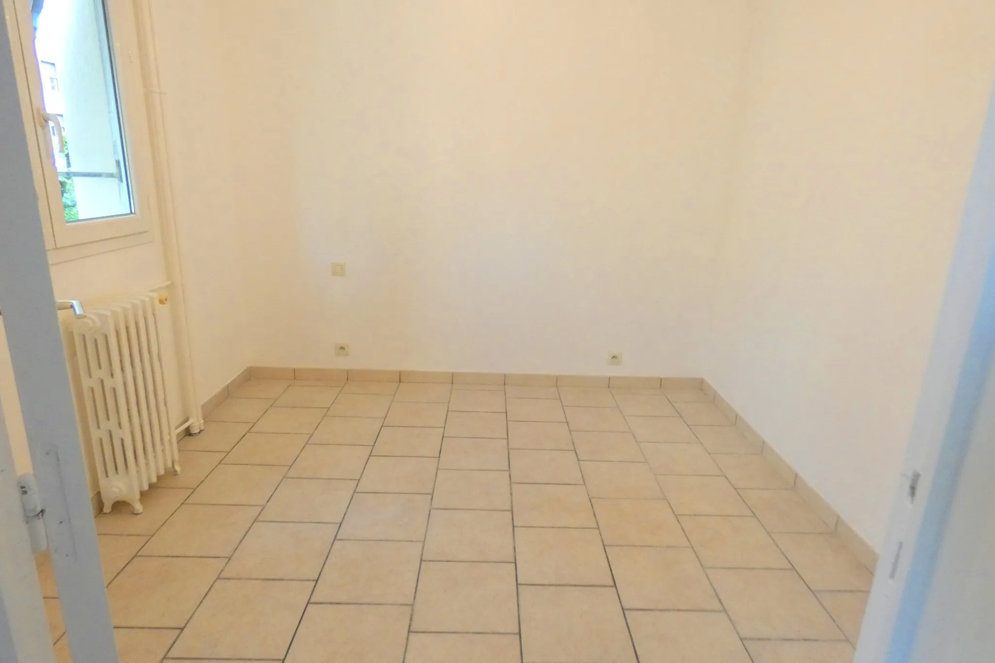 À vendre : Appartement T4 avec Ascenseur et Balcon à Aurillac 