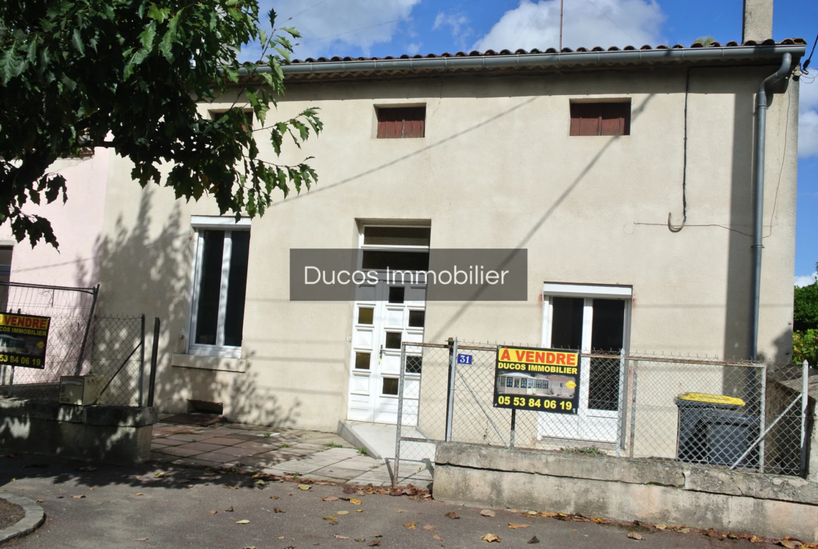 Maison de village avec jardin à Ste Bazeille 