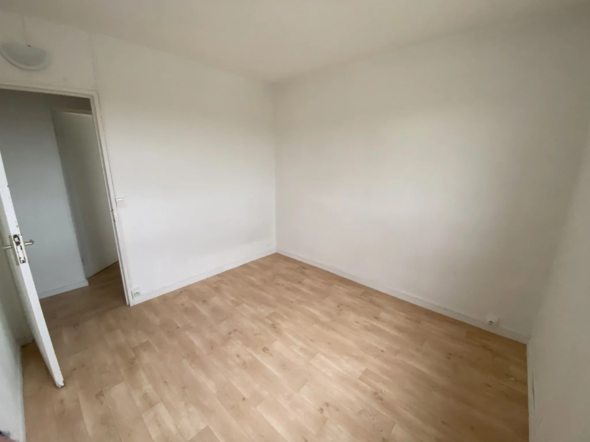 Appartement T4 à vendre à Beauvais - Investissement attractif 