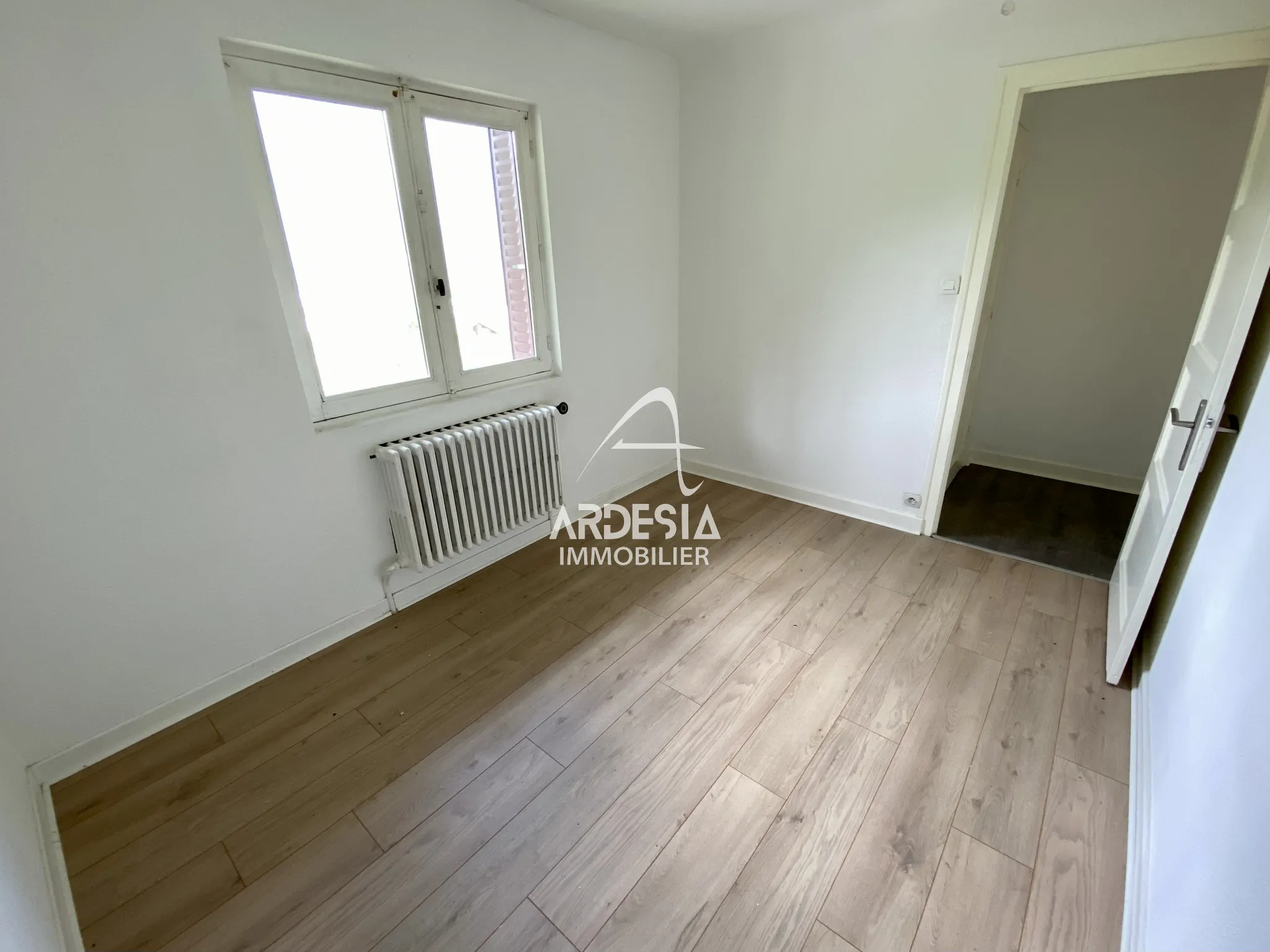 À vendre : Appartement T3 avec garage et jardin à Saint-Julien-Mont-Denis 