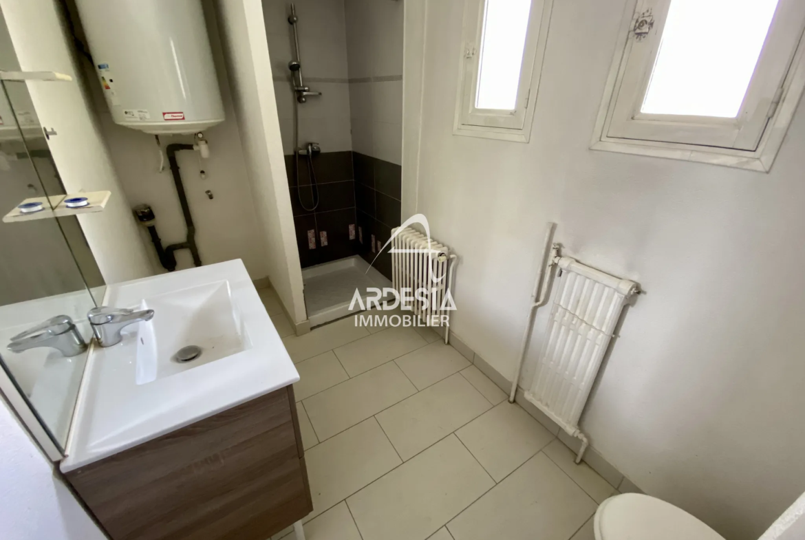 À vendre : Appartement T3 avec garage et jardin à Saint-Julien-Mont-Denis 