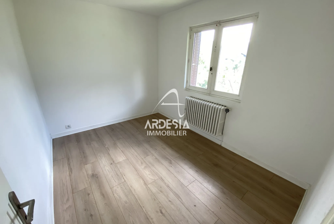 À vendre : Appartement T3 avec garage et jardin à Saint-Julien-Mont-Denis 