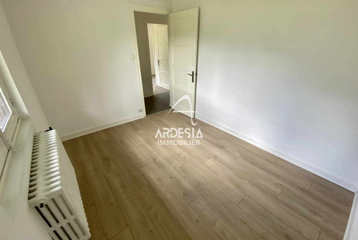 À vendre : Appartement T3 avec garage et jardin à Saint-Julien-Mont-Denis 