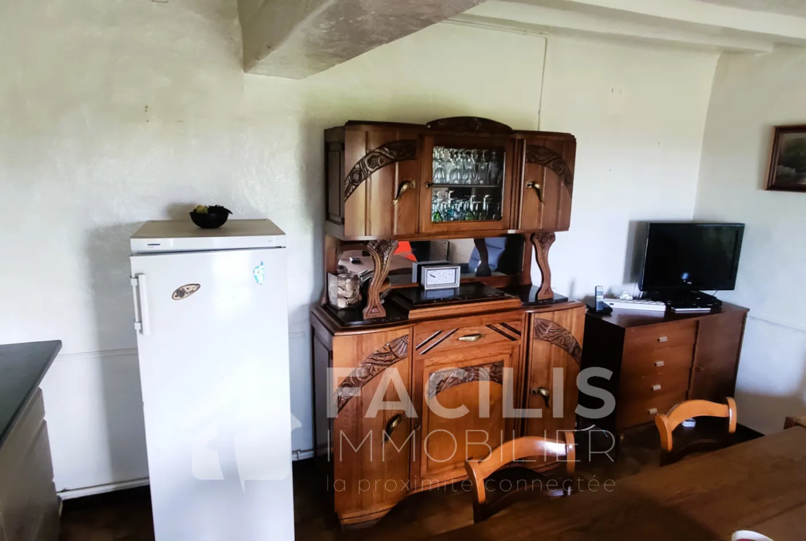 Maison à vendre à Palluau sur Indre : 3 chambres et grandes dépendances 