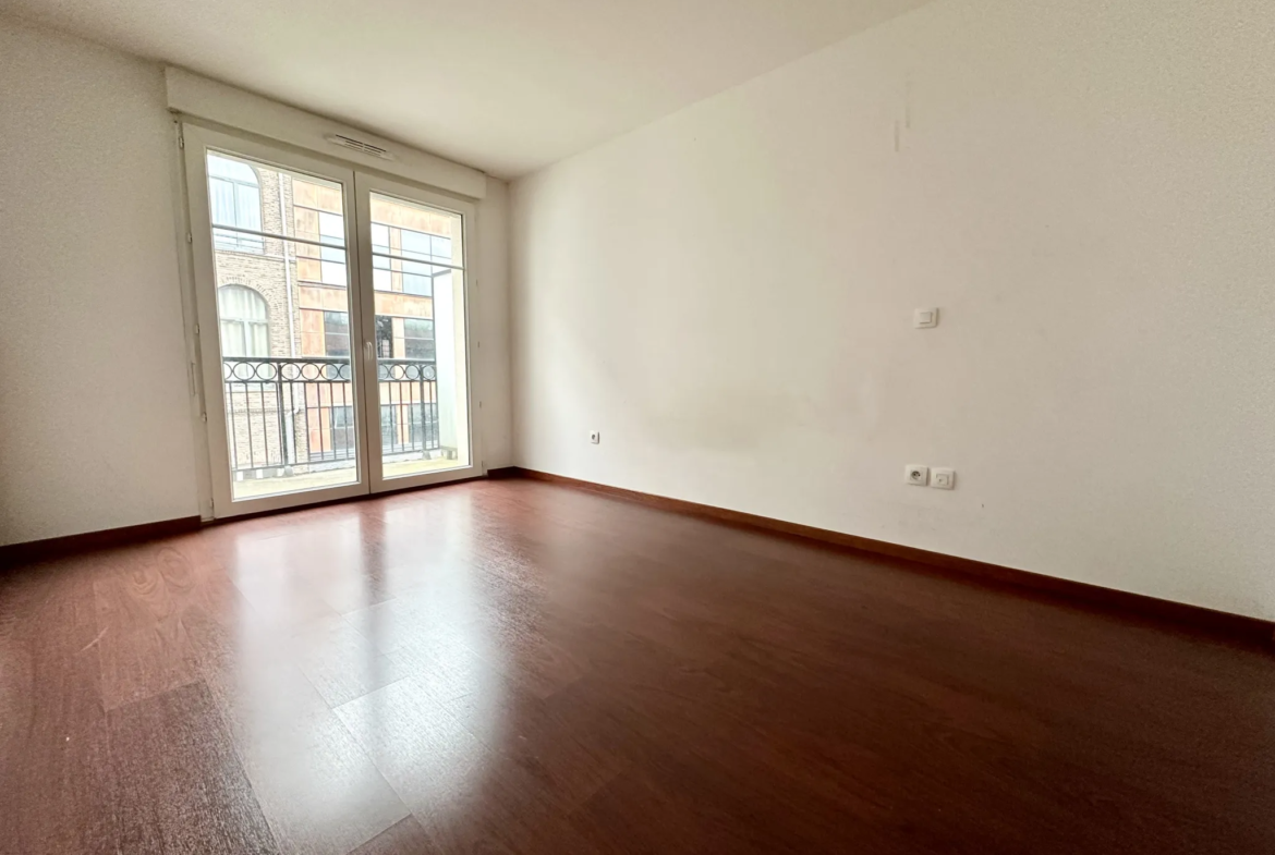 Vente Appartement 2 Chambres avec Balcon à Vieux Lille 