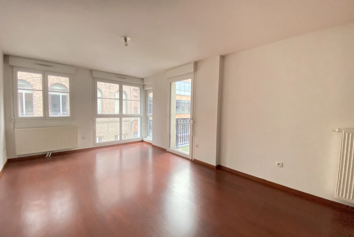 Vente Appartement 2 Chambres avec Balcon à Vieux Lille 