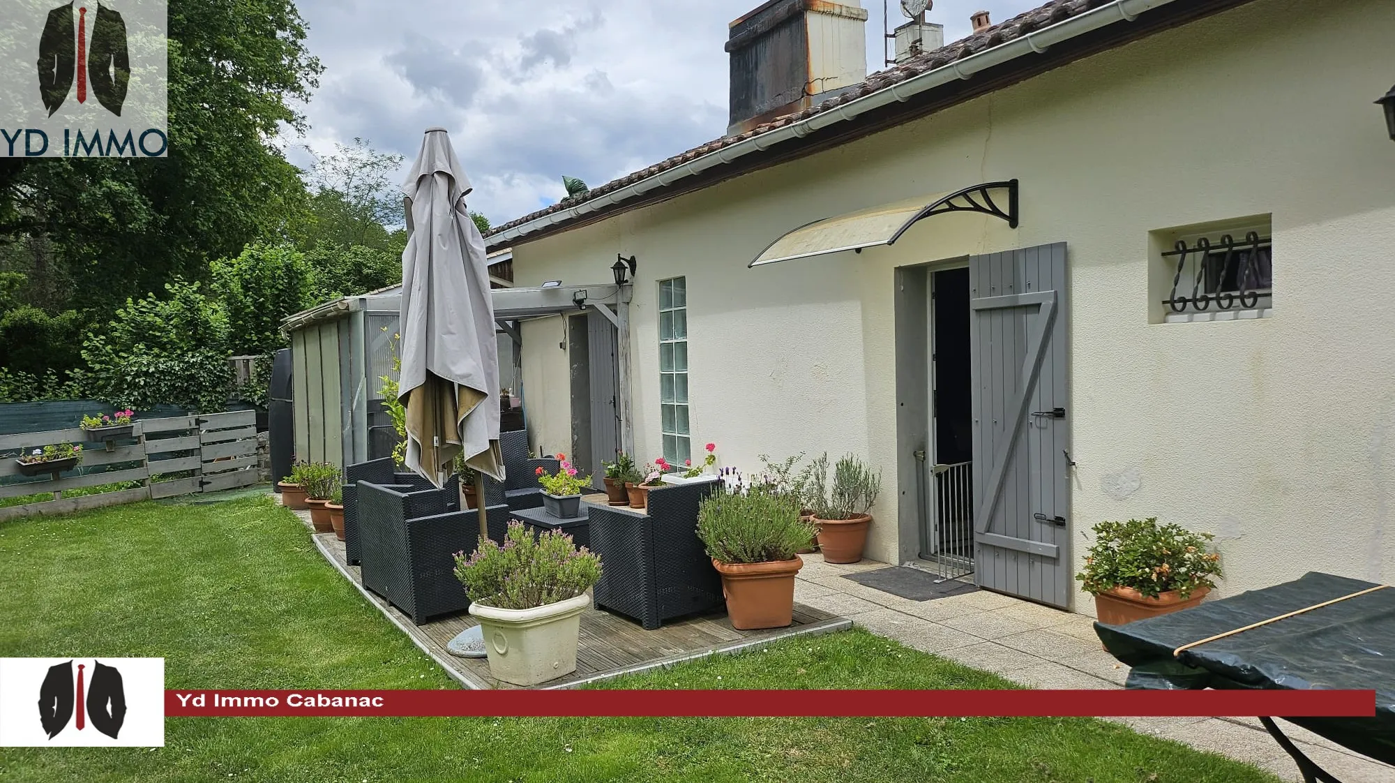 Maison de charme 3 chambres avec garages à Louchats 