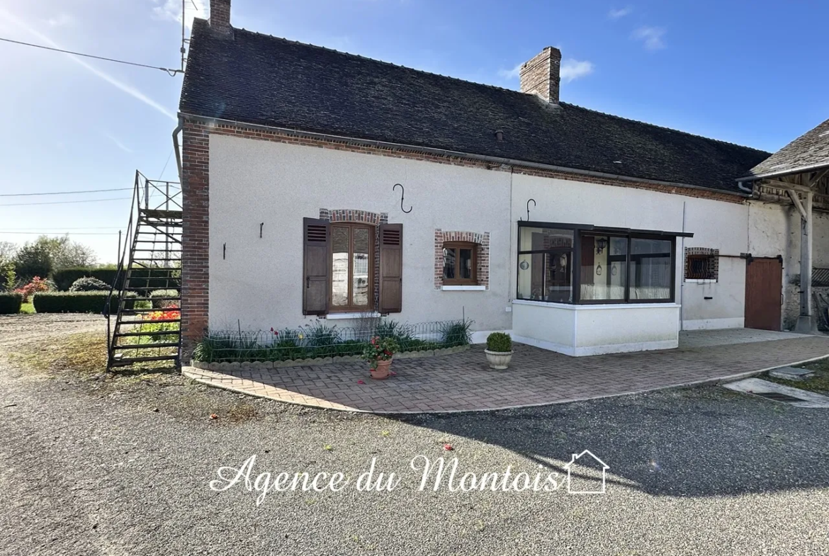 Fermette à rénover à Donnemarie-Dontilly avec jardin de 1300 m² 