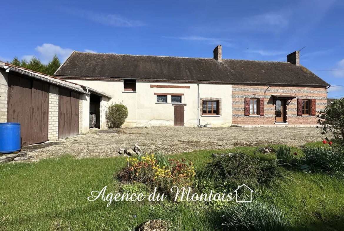 Fermette à rénover à Donnemarie-Dontilly avec jardin de 1300 m² 