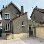 Maison à vendre à Abbeville avec garage et jardin - 965 m²