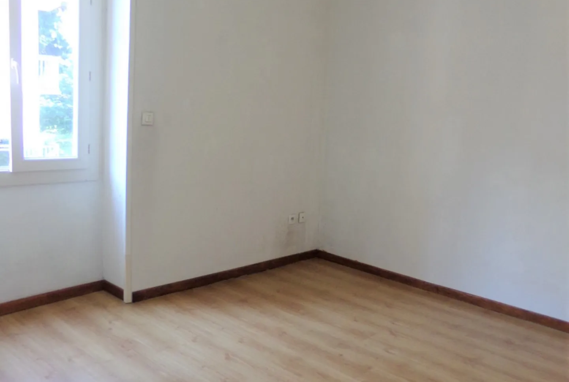 À vendre : Appartement F3 lumineux à Amélie-les-Bains-Palalda 