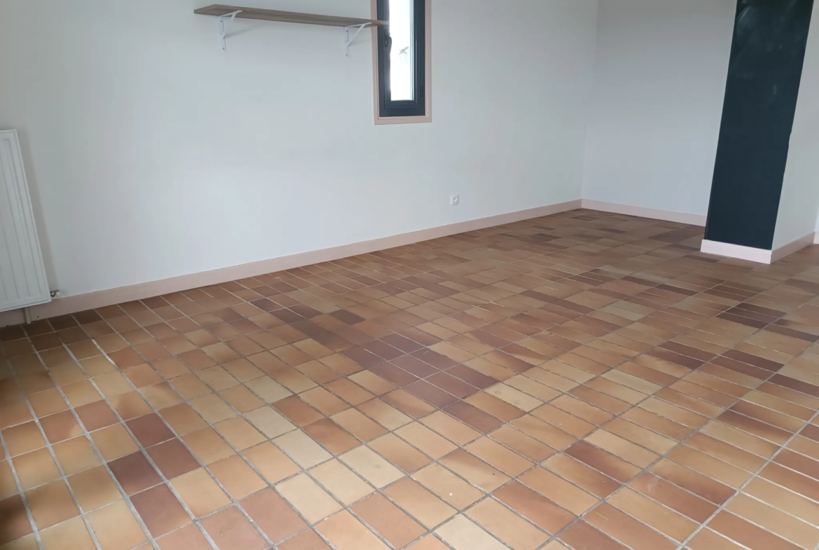 À vendre : Appartement T2 dernier étage à Pau avec vue sur les Pyrénées 