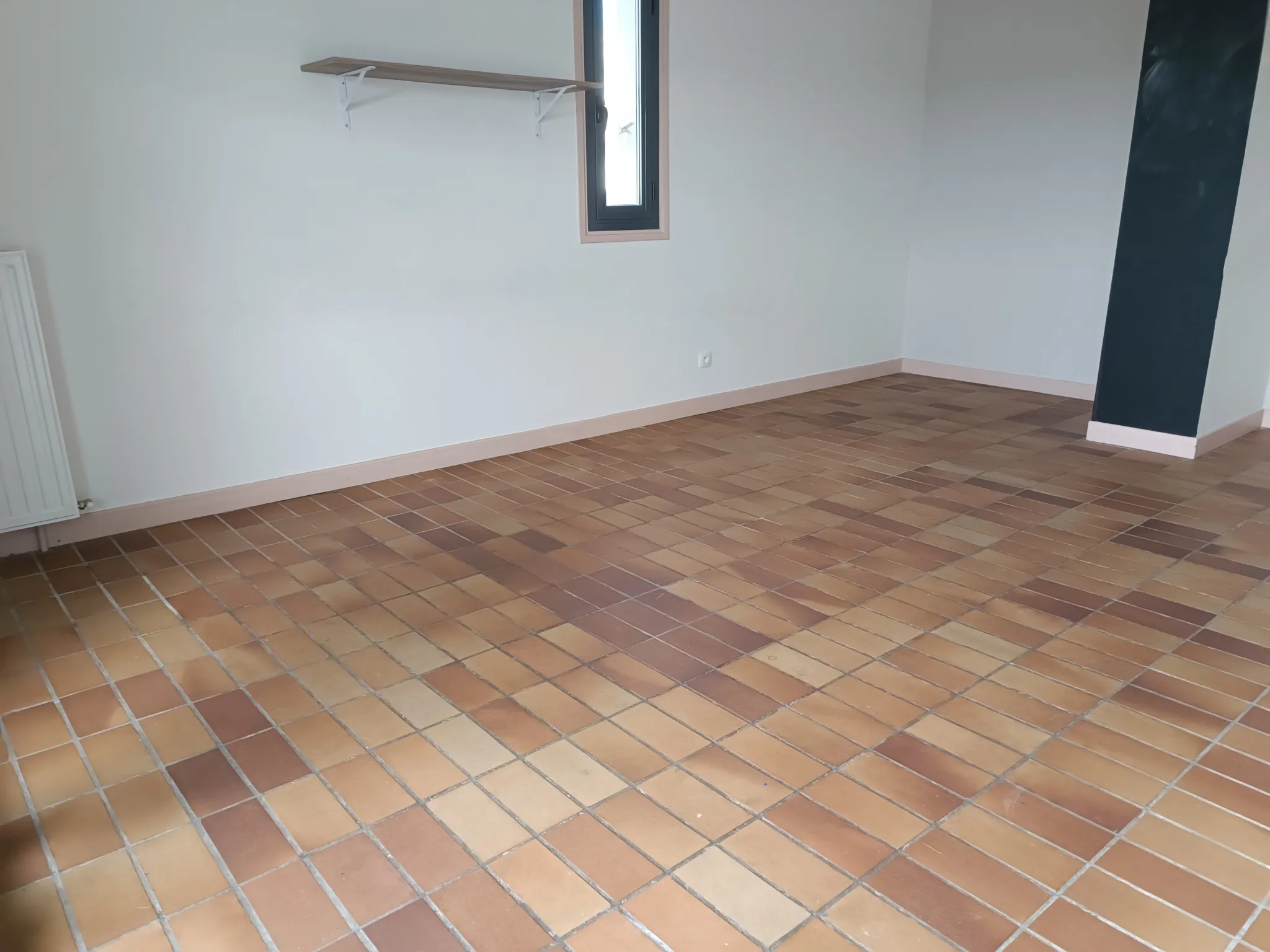 À vendre : Appartement T2 dernier étage à Pau avec vue sur les Pyrénées 