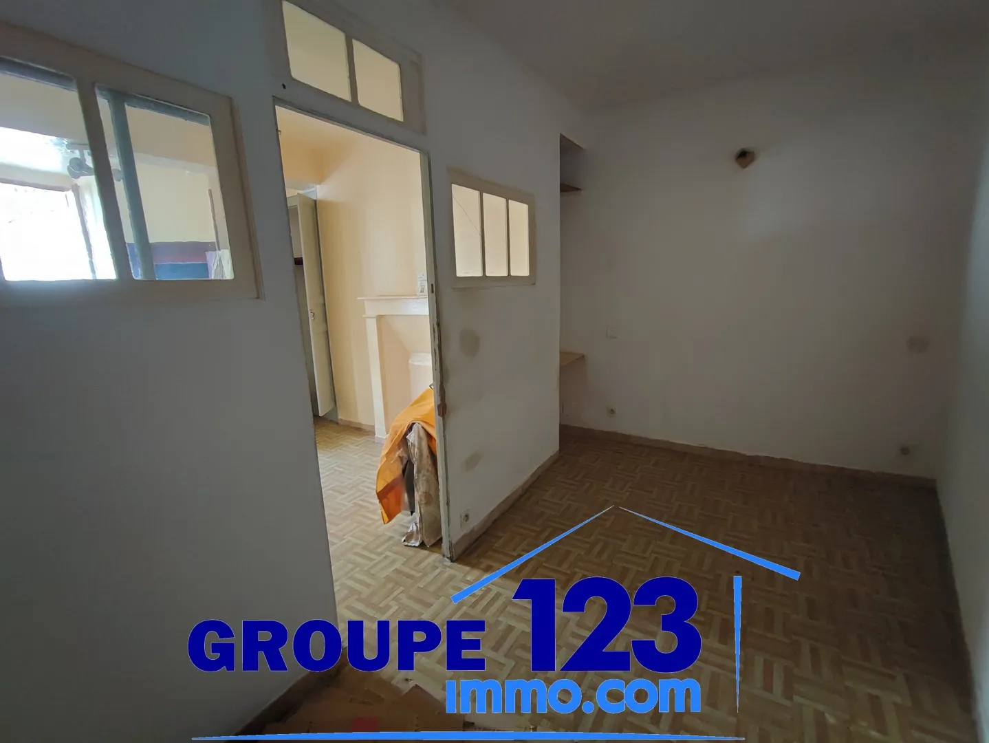 Maison de ville à JOIGNY - 95 m² avec 2 chambres 