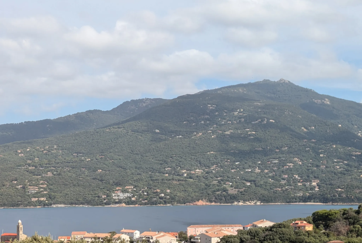 Bel Appartement T3 avec Terrasse et Vue Mer à Propriano 