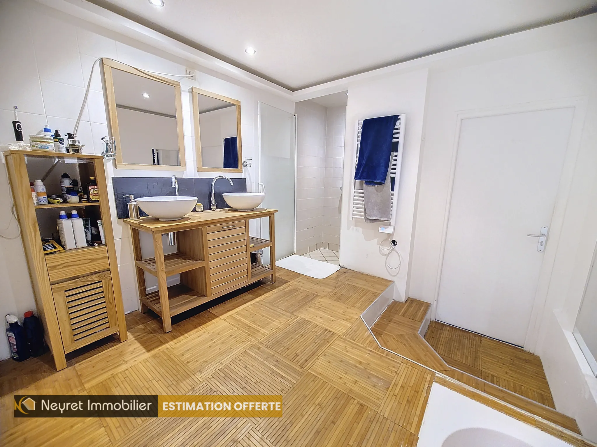 À vendre : Appartement T2 Bis de 75 m² à Vernaison, lumineux et rénové 