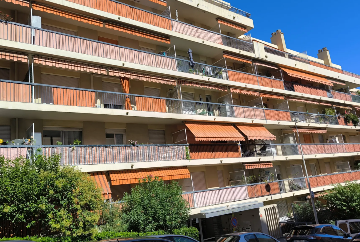 À vendre : Appartement 3 pièces - Nice Nord - Villa Arson 