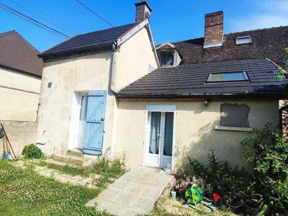 Maison à vendre à Estissac de 114 m² avec terrain clos