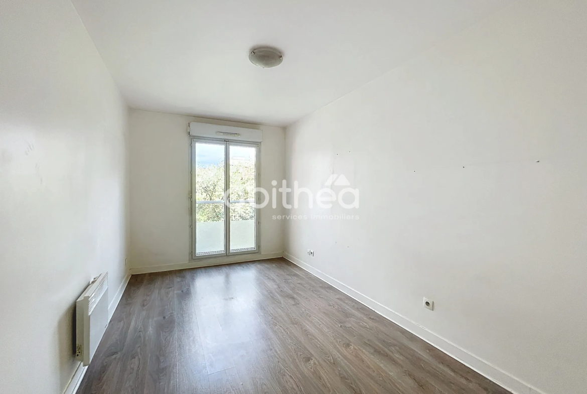 À vendre : Appartement F4 avec balcon à Choisy-Le-Roi 