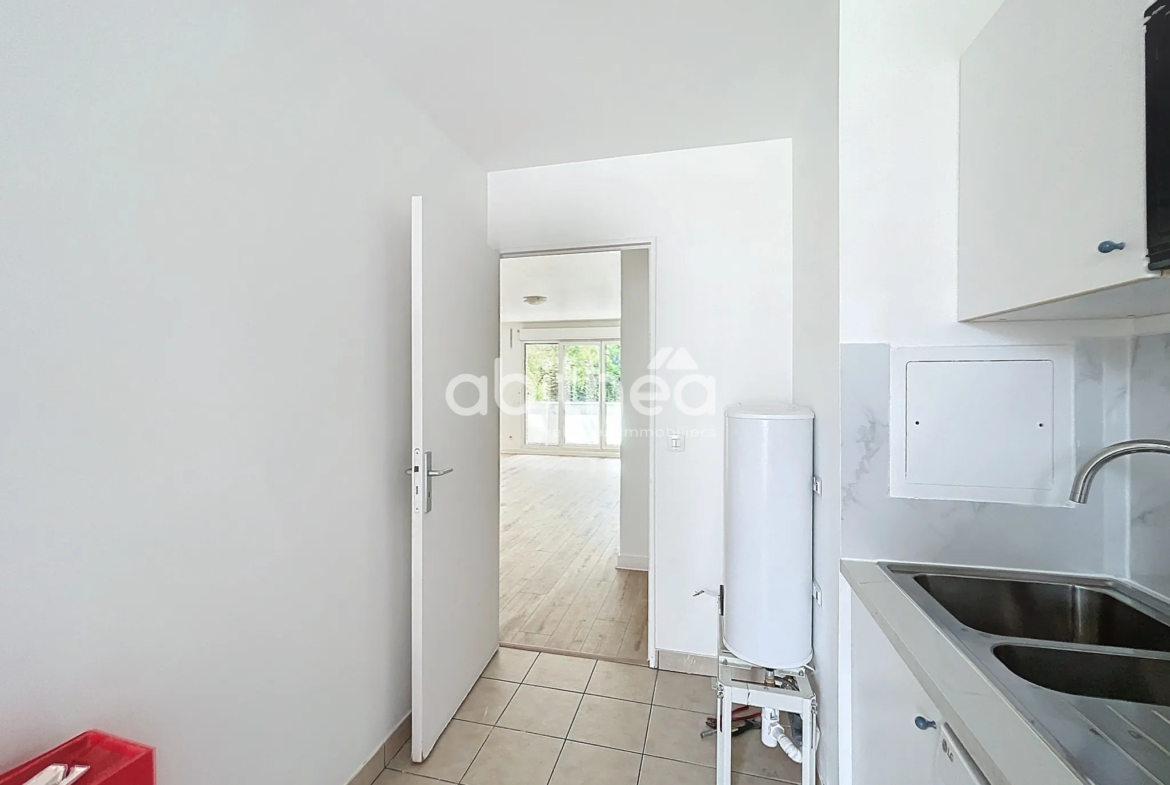 À vendre : Appartement F4 avec balcon à Choisy-Le-Roi 