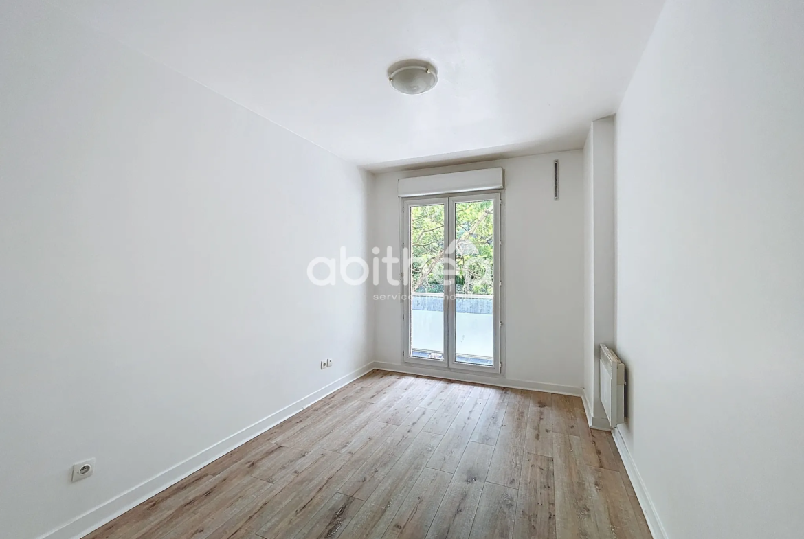 À vendre : Appartement F4 avec balcon à Choisy-Le-Roi 