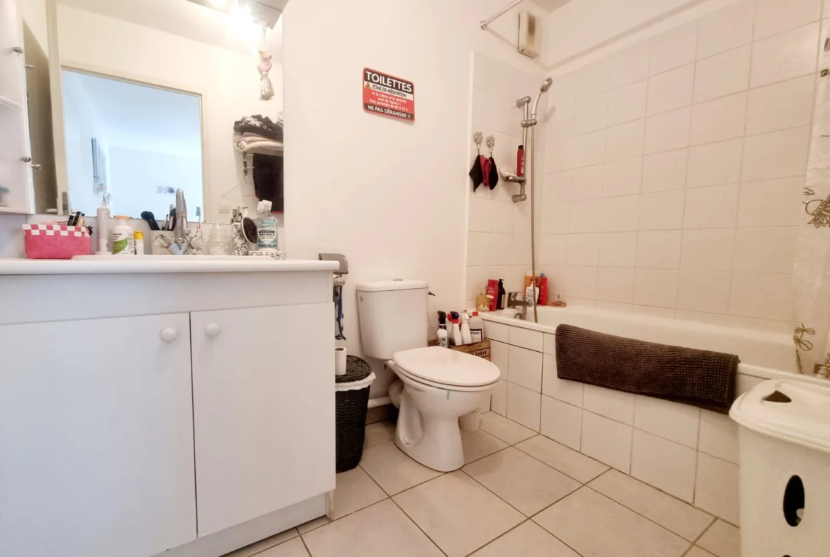 À vendre : Appartement lumineux de Type 2 à Istres 