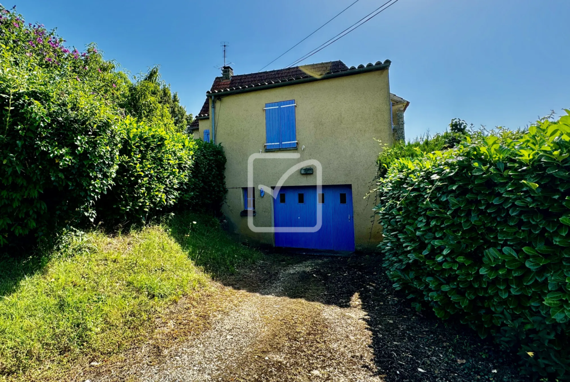 Maison 3 chambres en viager occupé à Degagnac avec grange 