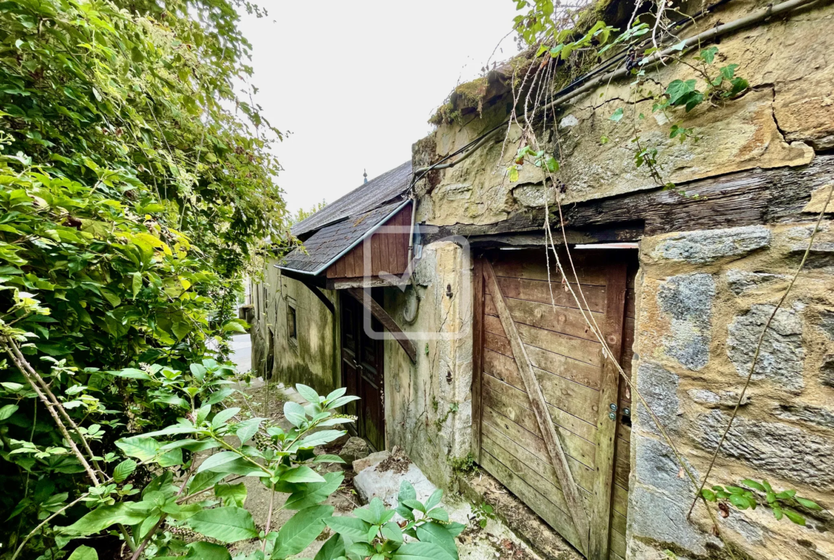 Ancien cinéma à Gourdon à réhabiliter sur 3 niveaux 