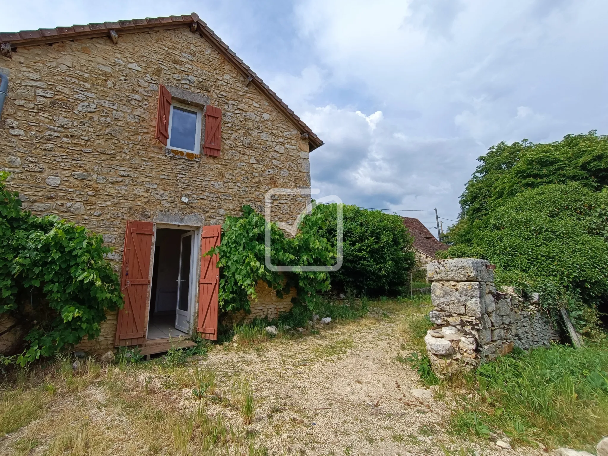 À vendre : 2 maisons anciennes à Cubjac 