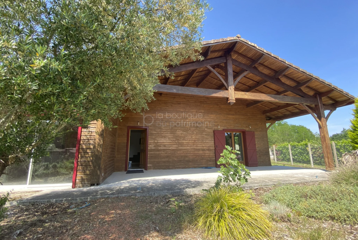 Maison en bois de 4 chambres à St Symphorien, proche du lac 