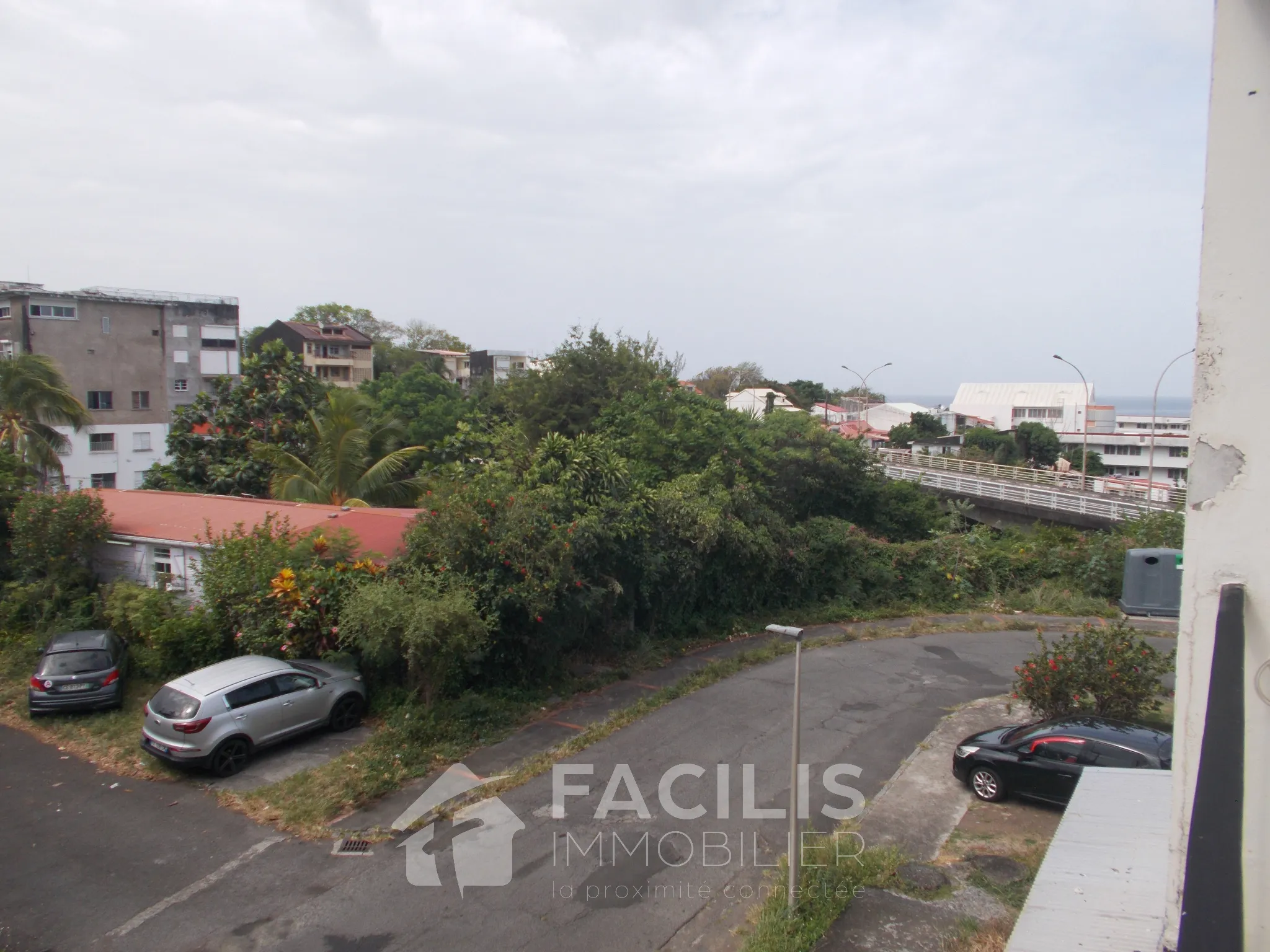 Appartement T3 à Basse-Terre pour 58 000 euros 